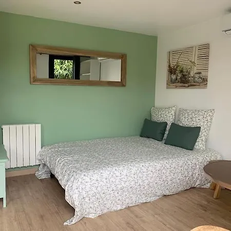Bungalow Pomme De Pin Avec Piscine Privative * Saint-Jean-d'Illac